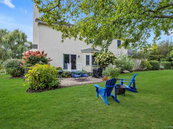 4 Simeon Road, Jamesport NY 11901