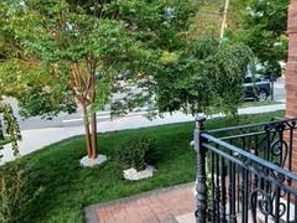 127-22 Kew Gardens Road, Kew Gardens NY 11415