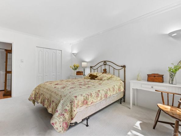 26 Fieldstone Drive 5B, Hartsdale NY 10530