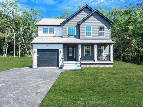 39 Lakeview Drive, Middle Island NY 11953