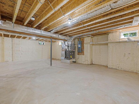 39 Lakeview Drive, Middle Island NY 11953