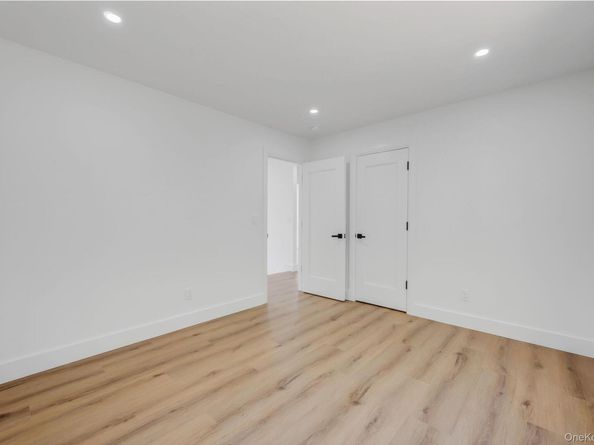 39 Lakeview Drive, Middle Island NY 11953