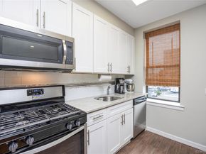 25 W Broadway 204, Long Beach NY 11561