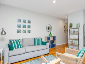 25 W Broadway 204, Long Beach NY 11561