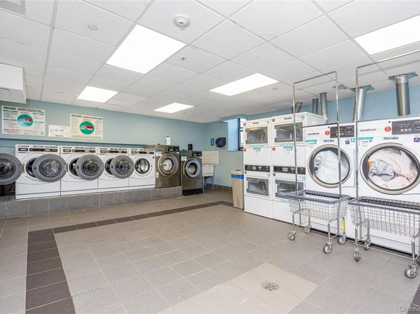 25 W Broadway 204, Long Beach NY 11561