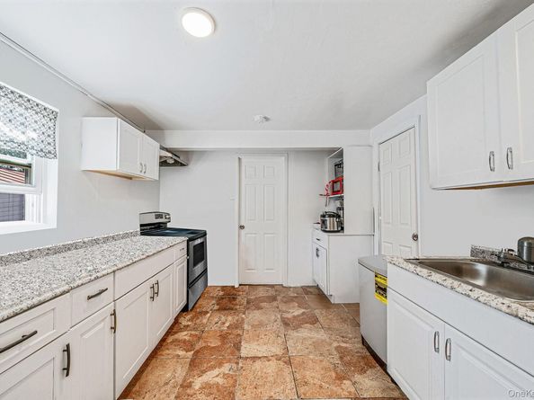 93 Maida Avenue, Deer Park NY 11729
