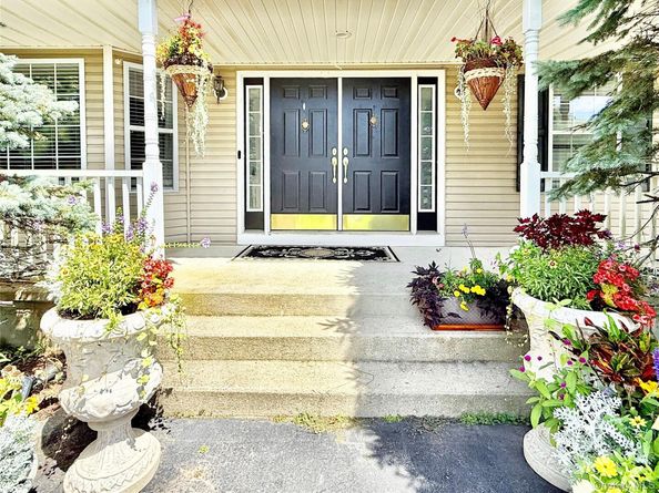 36 Ashley Circle, Manorville NY 11949