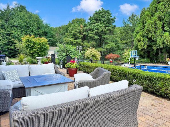 36 Ashley Circle, Manorville NY 11949