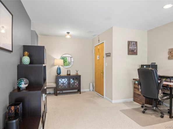 216 Fulton Street 1F, Farmingdale NY 11735