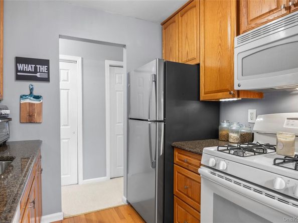 216 Fulton Street 1F, Farmingdale NY 11735