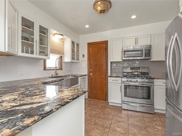 69 Lamberson Street, Valley Stream NY 11580
