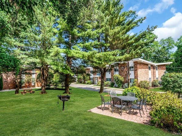 200 Lexington Avenue 12H, Oyster Bay NY 11771