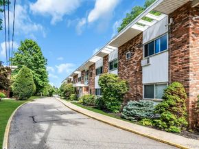 200 Lexington Avenue 12H, Oyster Bay NY 11771