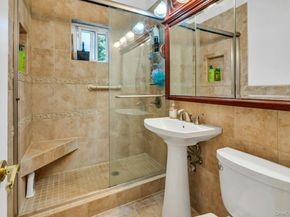 200 Lexington Avenue 12H, Oyster Bay NY 11771