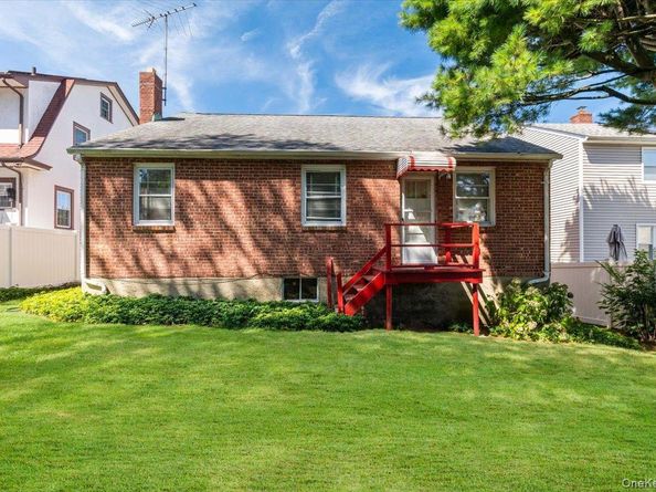 96 Rossiter Avenue, Yonkers NY 10701