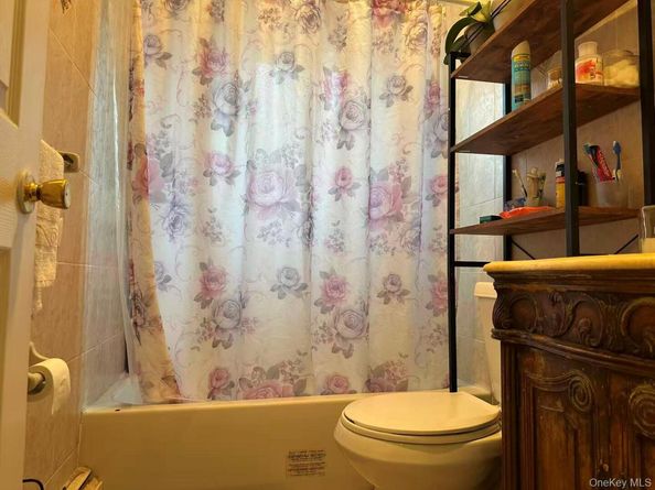 80-29 57th Street, Glendale NY 11385
