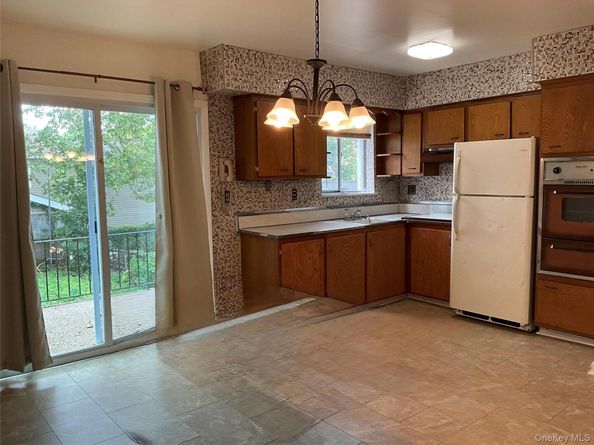 3549 Ropes Avenue, Bronx NY 10475