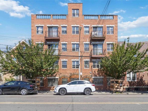 10223 43 Avenue 2B, Corona NY 11368