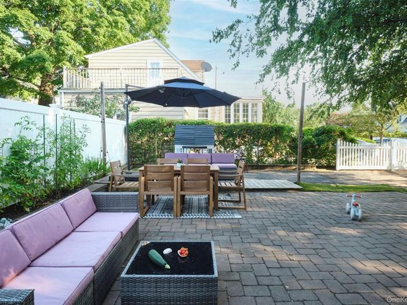 80 Oak Street, Lynbrook NY 11563