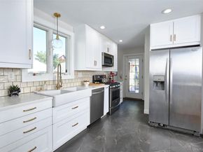 80 Oak Street, Lynbrook NY 11563
