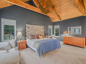 4 Pia Court, Holtsville NY 11742