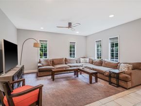 4 Pia Court, Holtsville NY 11742