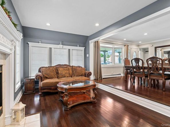 95 Washington Avenue, Islip Terrace NY 11752