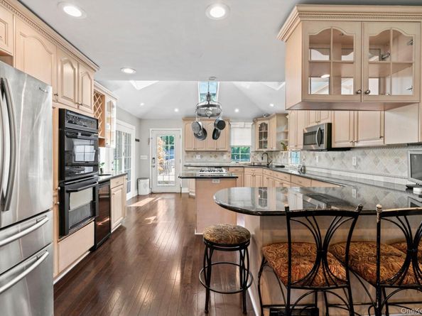 95 Washington Avenue, Islip Terrace NY 11752