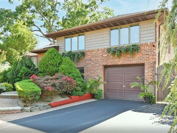 1603 Anita Lane, Seaford NY 11783