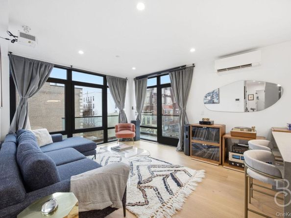 20-48 Steinway Street PHA, Astoria NY 11105