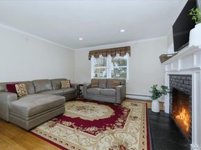 20 Honey Lane, Miller Place NY 11764