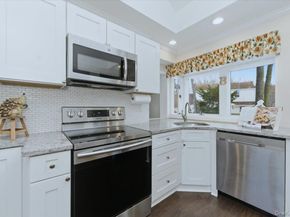 20 Honey Lane, Miller Place NY 11764