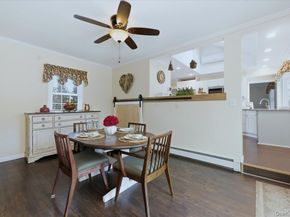 20 Honey Lane, Miller Place NY 11764