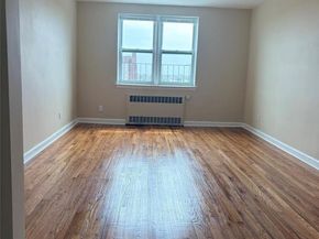 24 Mulford Place 6A, Hempstead NY 11550