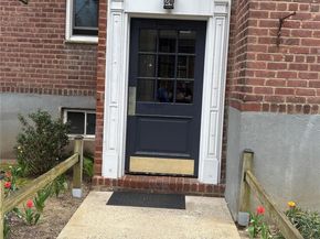 24 Mulford Place 6A, Hempstead NY 11550