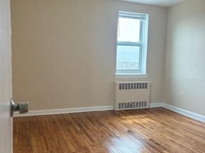 24 Mulford Place 6A, Hempstead NY 11550
