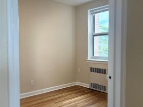 24 Mulford Place 6A, Hempstead NY 11550