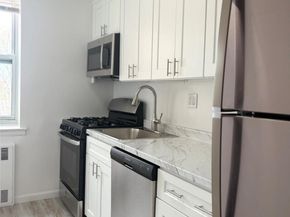 24 Mulford Place 6A, Hempstead NY 11550