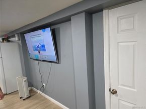 226 Swalm Street, Westbury NY 11590