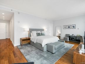 5 Renaissance Square PH5E (36fl), White Plains NY 10601