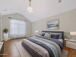 18 E Lyons Street, Melville NY 11747