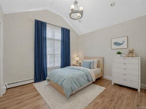 18 E Lyons Street, Melville NY 11747