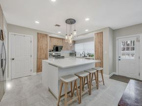 18 E Lyons Street, Melville NY 11747