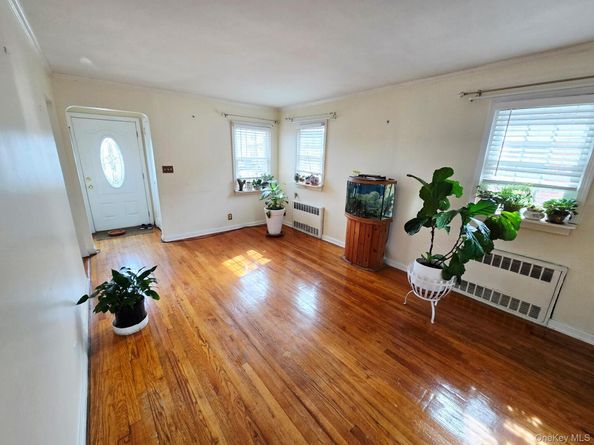 60 Liberty Boulevard, Valley Stream NY 11580