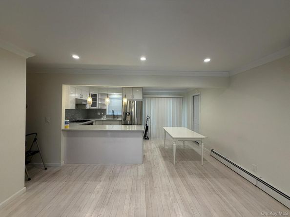 32 Montana Court, Syosset NY 11791