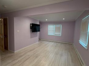 32 Montana Court, Syosset NY 11791