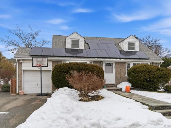 225 Willets Lane, Jericho NY 11753