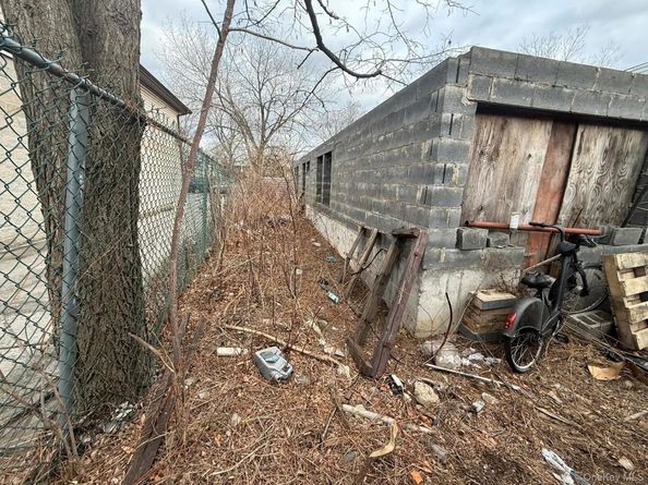 983 Crescent Street, Brooklyn NY 11208