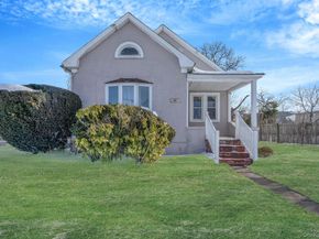 44 Nassau Parkway, Hempstead NY 11550