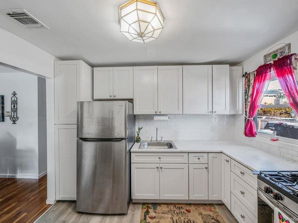 221 Amsterdam Avenue, West Babylon NY 11704